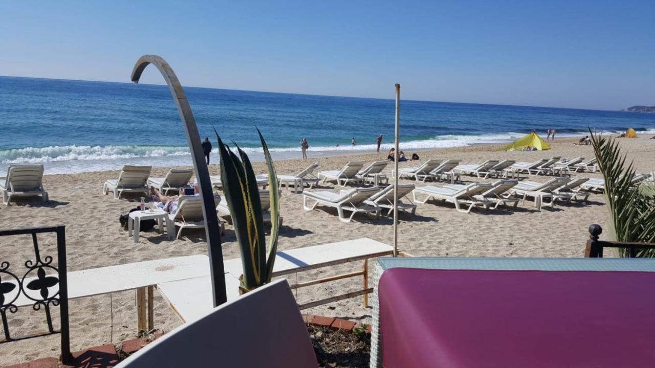 Lägenhetshotell Granada Luxury 800м от пляжа клеопатра *